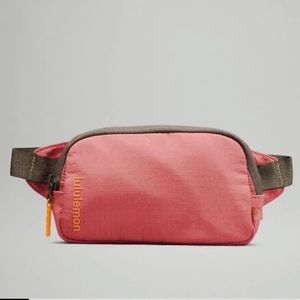 NWT Lululemon Mini Belt Bag - Brier Rose